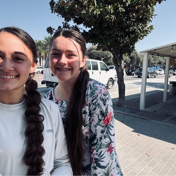 Meet your Posher, Breanna - Picture 7 of 11